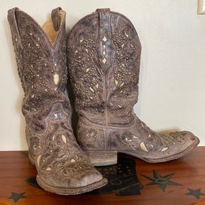 Corral distressed studded boots